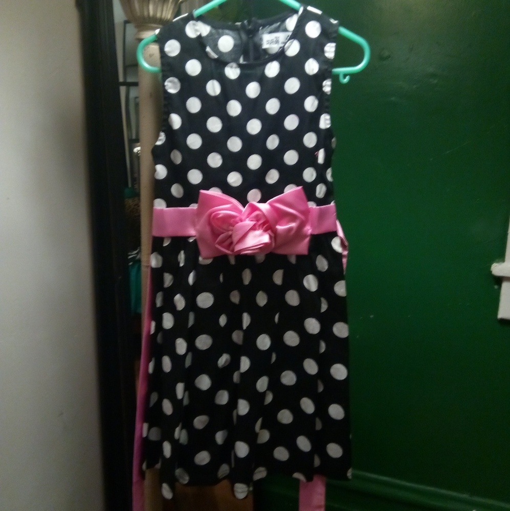 Girls party dress
